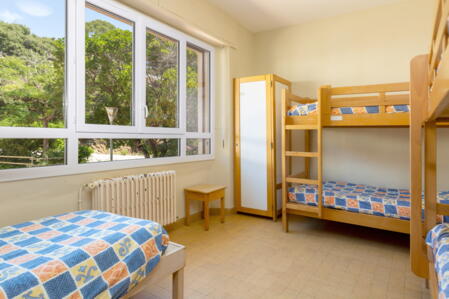 Chambres multiples avec vue sur la piscine