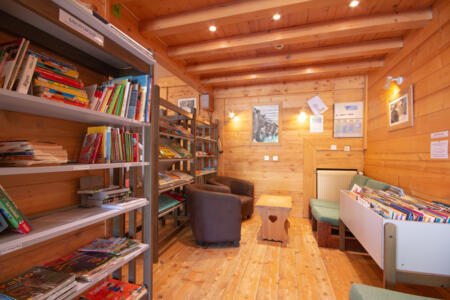 Espace convicialité et bibliothèque