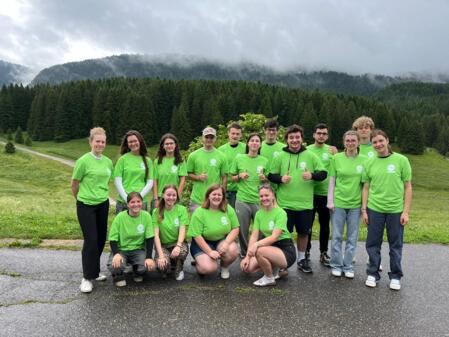 L'équipe d'animateurs aux Glières